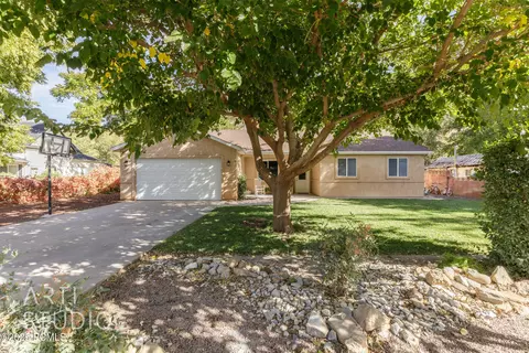 133 E 100, Hurricane, UT 84737 photo 1