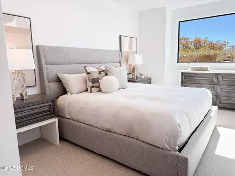 Bedroom - 2132 E Outlaw Rd, Hideout, UT 84036 photo 2 of 5
