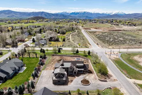 View/Area - 1070 Interlaken Dr, Midway, UT 84049 photo 17 of 18