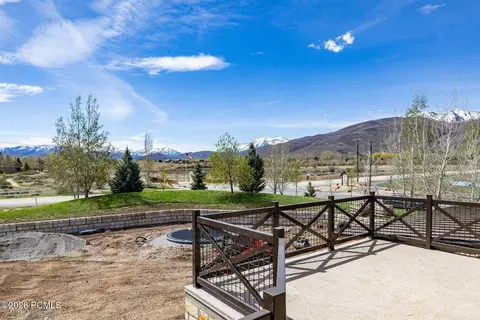 Exterior - 1070 Interlaken Dr, Midway, UT 84049 photo 5 of 7