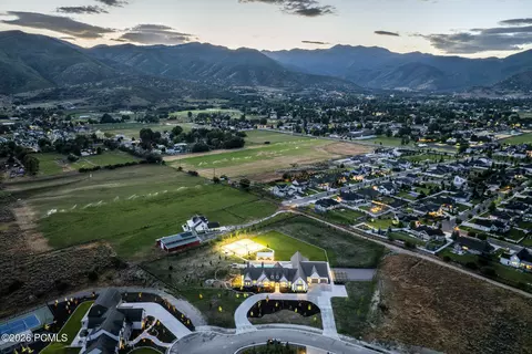 View/Area - 618 S Fox Den Rd, Midway, UT 84049 photo 2 of 6