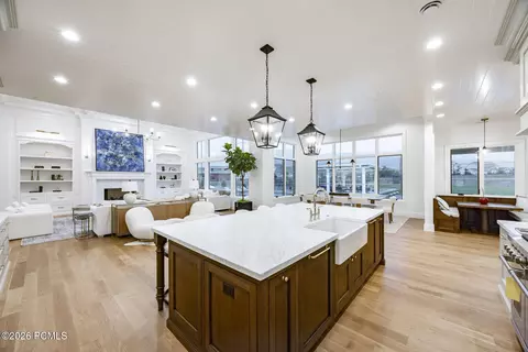 Kitchen - 618 S Fox Den Rd, Midway, UT 84049 photo 3 of 4