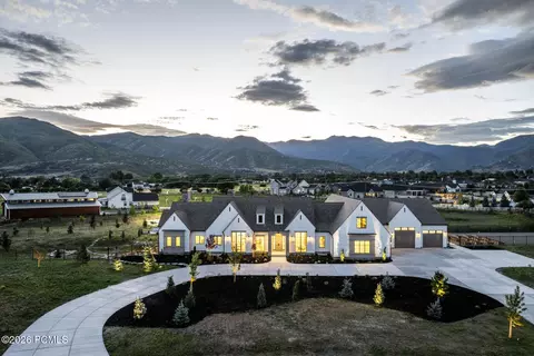 Exterior - 618 S Fox Den Rd, Midway, UT 84049 photo 1 of 11