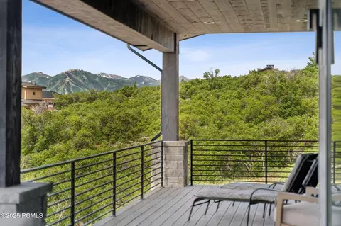 Exterior - 2280 E Outlaw Rd, Hideout, UT 84036 photo 6 of 15