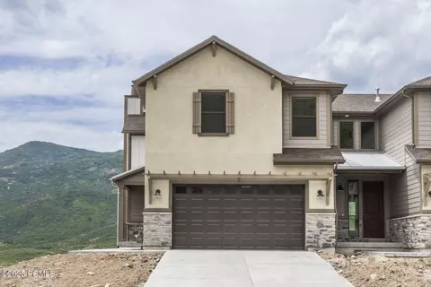 5993 N Fairview Dr, Heber City, UT 84032