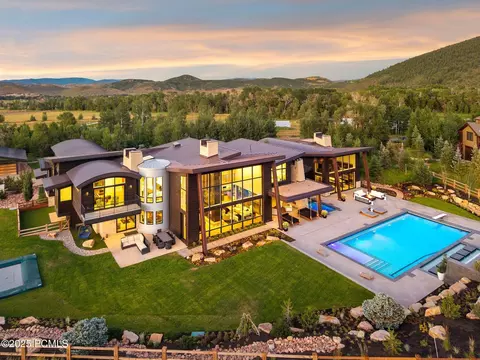 4209 N Two Creeks Ln, Park City, UT 84098