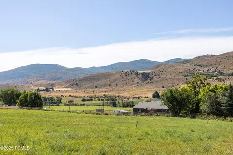 673 E Hg Ct, Coalville, UT 84017