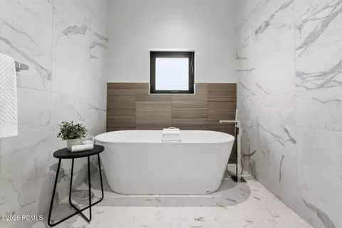 Bath - 10640 N Reflection Rdg, Hideout, UT 84036 photo 6 of 8