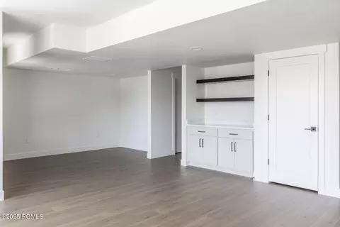 Living - 678 E Silver Hill Loop, Hideout, UT 84036 photo 5 of 5