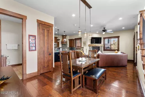 4189 Willow Draw Rd UNIT 201, Park City, UT 84098