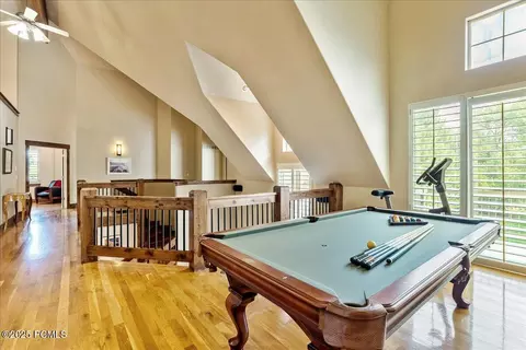 Entry Way - 4757 S Meadowview Rd, Murray, UT 84107 photo 4 of 4