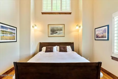 Bedroom - 4757 S Meadowview Rd, Murray, UT 84107 photo 2 of 10