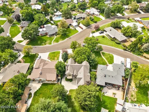 View/Area - 4757 S Meadowview Rd, Murray, UT 84107 photo 4 of 6