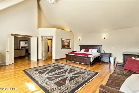 Bedroom - 4757 S Meadowview Rd, Murray, UT 84107 photo 7 of 10