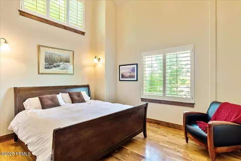 Bedroom - 4757 S Meadowview Rd, Murray, UT 84107 photo 1 of 10