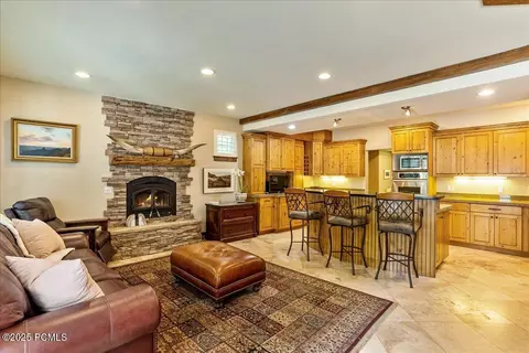 Kitchen - 4757 S Meadowview Rd, Murray, UT 84107 photo 1 of 8