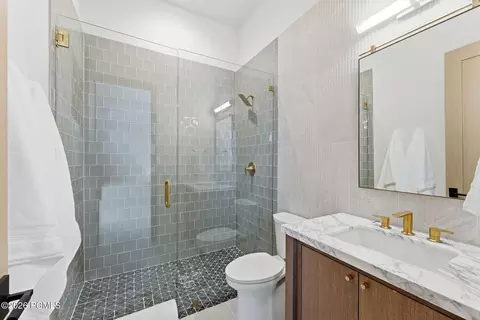 Bath - 2105 E Paddleboard Way, Kamas, UT 84036 photo 11 of 13
