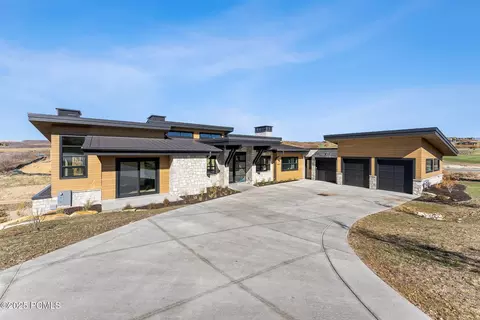 2105 E Paddleboard Way, Kamas, UT 84036
