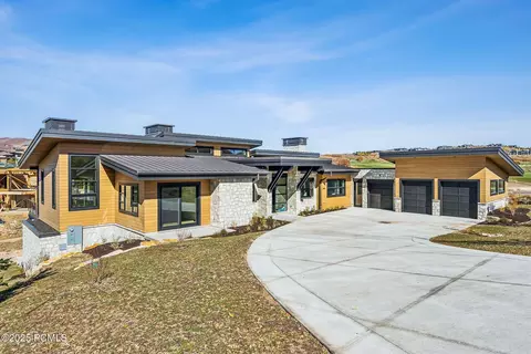 Exterior - 2105 E Paddleboard Way, Kamas, UT 84036 photo 7 of 10