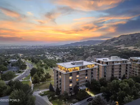 960 S Donner Way #740, Salt Lake City, UT 84108