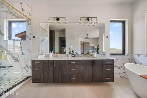Bath - 10646 N Reflection Rdg, Hideout, UT 84036 photo 5 of 8