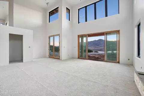 Living - 10646 N Reflection Rdg, Hideout, UT 84036 photo 2 of 3