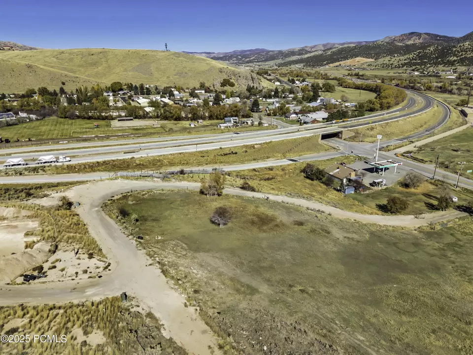  353 Green Hill Ln, Coalville, UT 84017 photo 5