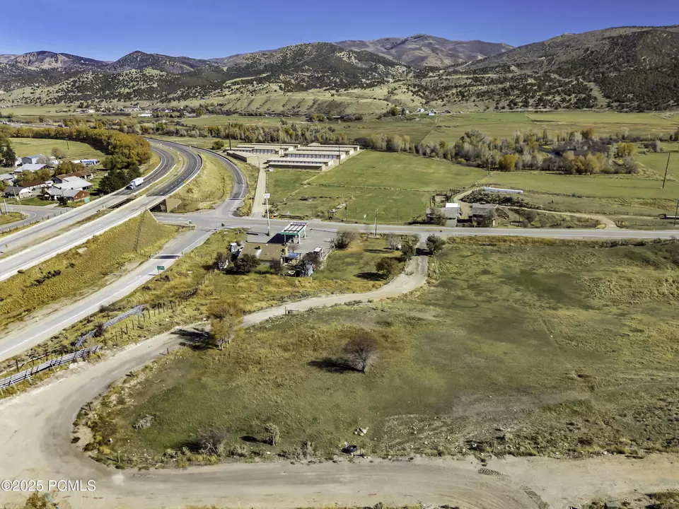  353 Green Hill Ln, Coalville, UT 84017 photo 4