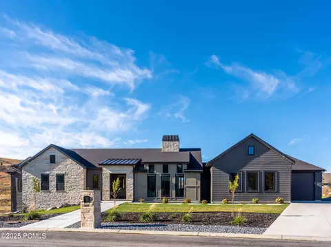 6188 E Hummingbird Pt, Huntsville, UT 84317