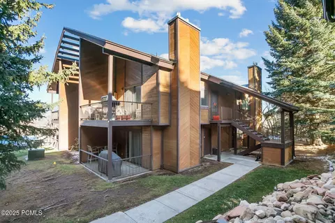 2025 Canyons Resort Dr #J4, Park City, UT 84098