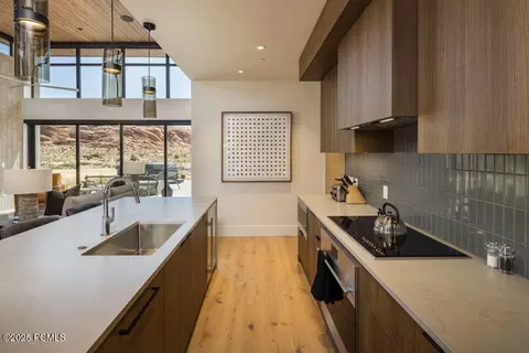 Kitchen - 151 Badgers Bnd #25, Moab, UT 84532 photo 2 of 3