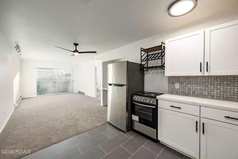 127 S 800 E #15, Salt Lake City, UT 84102