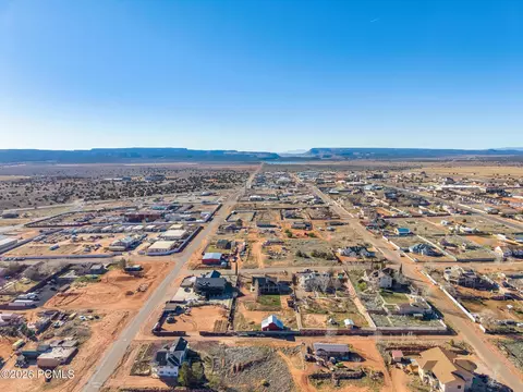 View/Area - 640 N Juniper St, Hildale, UT 84784 photo 16 of 27