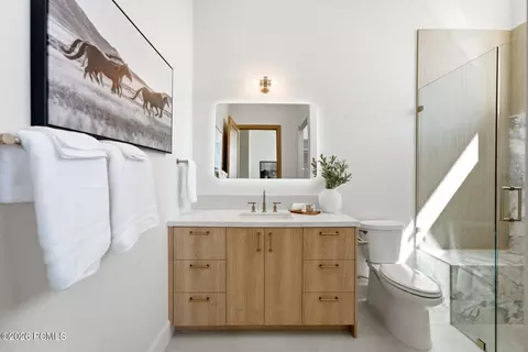 Bath - 2273 E Perches, Hideout, UT 84036 photo 13 of 16