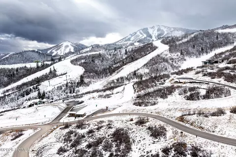 2262 W Sonder Way #E-9, Park City, UT 84060