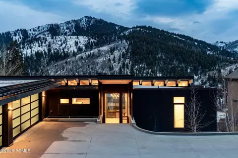7331 Pine Ridge Dr, Park City, UT 84098