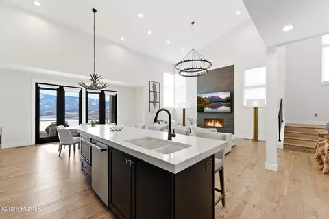 Kitchen - 337 E Overlook Loop, Hideout, UT 84036 photo 2 of 5