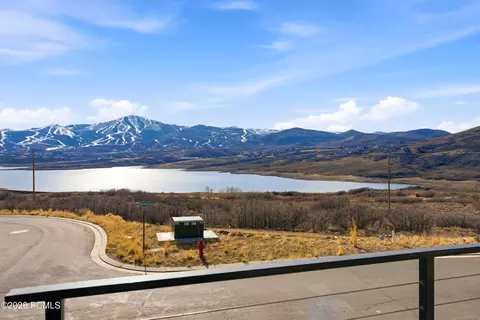View/Area - 337 E Overlook Loop, Hideout, UT 84036 photo 7 of 9