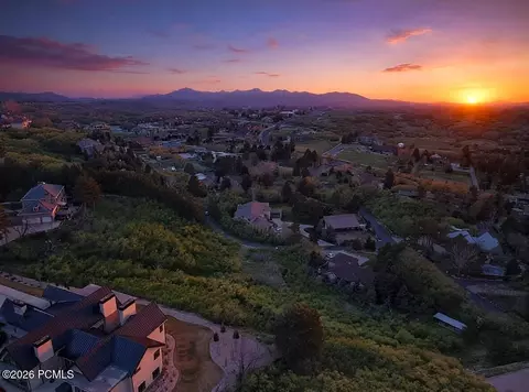 10667 S Hidden Ridge Ln, Sandy, UT 84092 photo 2