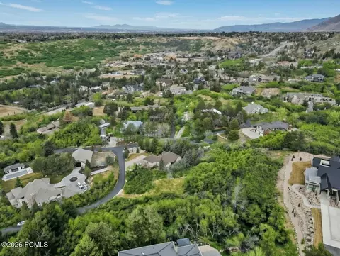 10667 S Hidden Ridge Ln, Sandy, UT 84092 photo 12