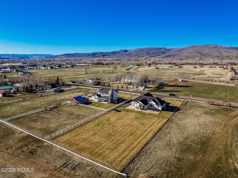 View/Area - 352 E Boulderville Rd, Oakley, UT 84055 photo 7 of 9
