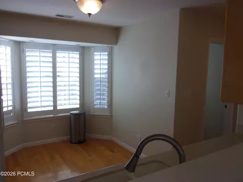 Dining - 902 E Hamlet Cir, Midway, UT 84049 photo 1 of 1