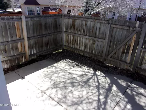 Exterior - 902 E Hamlet Cir, Midway, UT 84049 photo 3 of 6