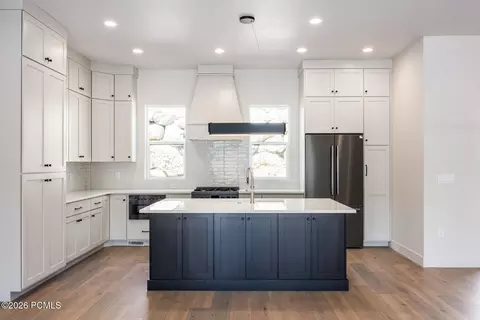 Kitchen - 372 W Ascent Dr, Hideout, UT 84036 photo 1 of 4