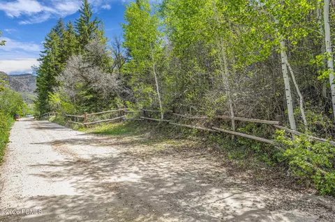 1442 E Weber Wild Rd, Oakley, UT 84055