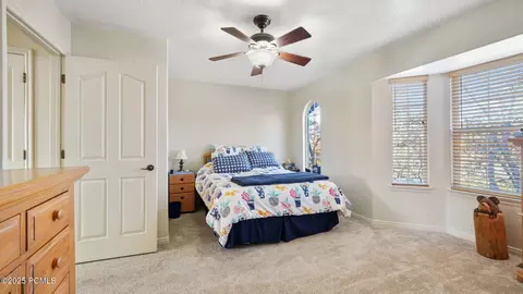Bedroom - 890 E Hamlet Cir #N, Midway, UT 84049 photo 2 of 3