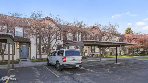 Exterior - 890 E Hamlet Cir #N, Midway, UT 84049 photo 3 of 5
