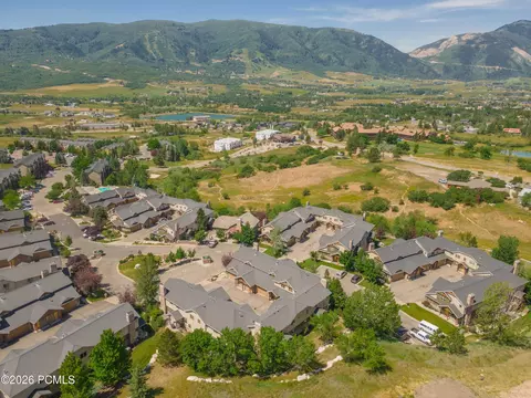 View/Area - 5168 E Fairview Loop UNIT C604, Eden, UT 84310 photo 4 of 5
