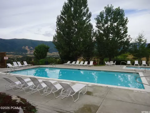 Exterior - 5168 E Fairview Loop UNIT C604, Eden, UT 84310 photo 7 of 8