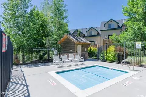 Exterior - 5168 E Fairview Loop UNIT C604, Eden, UT 84310 photo 6 of 8